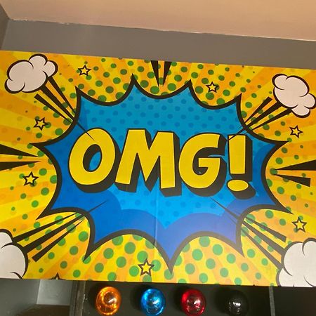 Apartament Pop Art Pad Heart Of Old Town With Parking! Hastings Zewnętrze zdjęcie