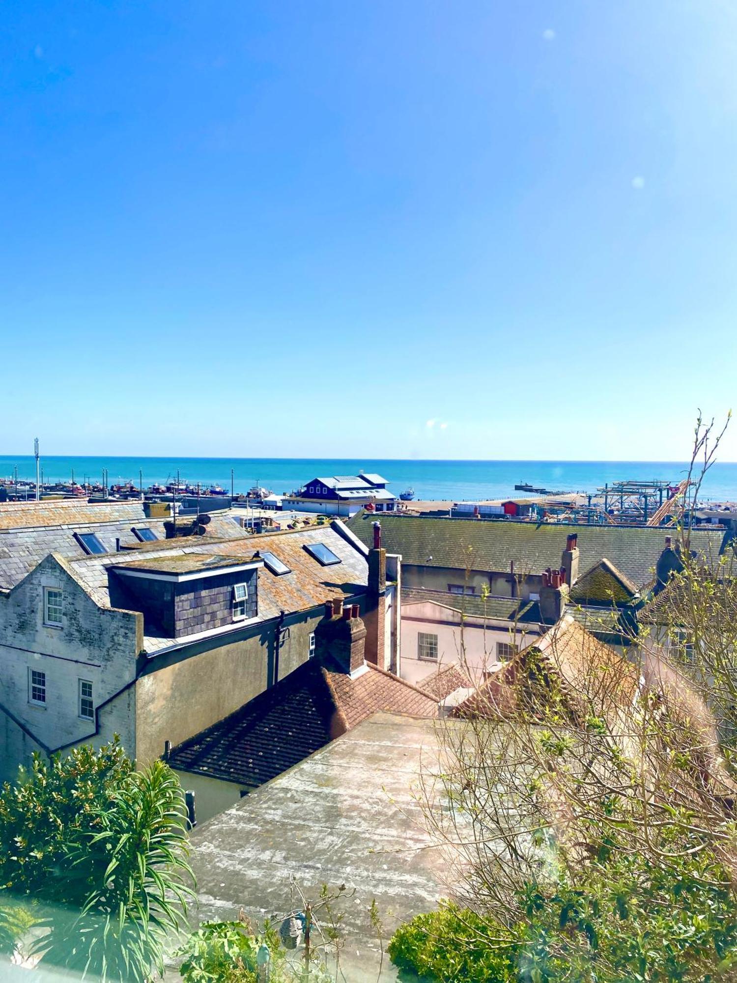 Apartament Pop Art Pad Heart Of Old Town With Parking! Hastings Zewnętrze zdjęcie
